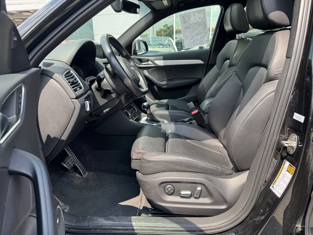 Audi Q3 Technik Cuir Toit Panoramique Bas Kilométrage 2016 à Terrebonne, Québec - 9 - w1024h768px
