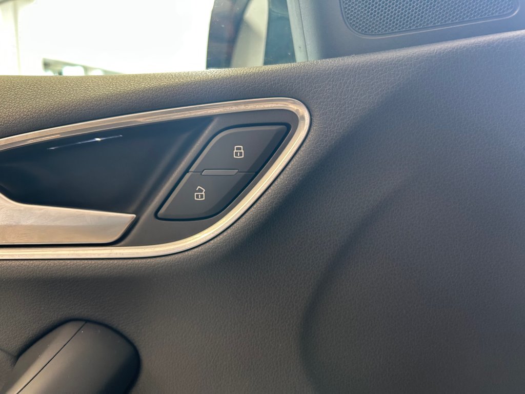 2017 Audi Q3 KOMFORT in Boucherville, Quebec - 16 - w1024h768px