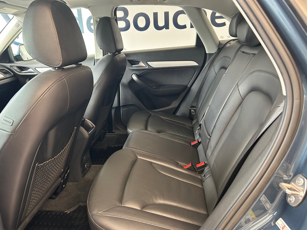 2017 Audi Q3 KOMFORT in Boucherville, Quebec - 10 - w1024h768px