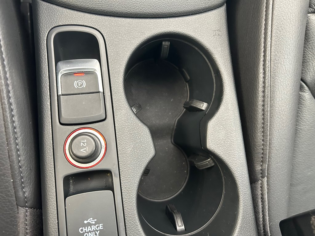 2017 Audi Q3 KOMFORT in Boucherville, Quebec - 24 - w1024h768px