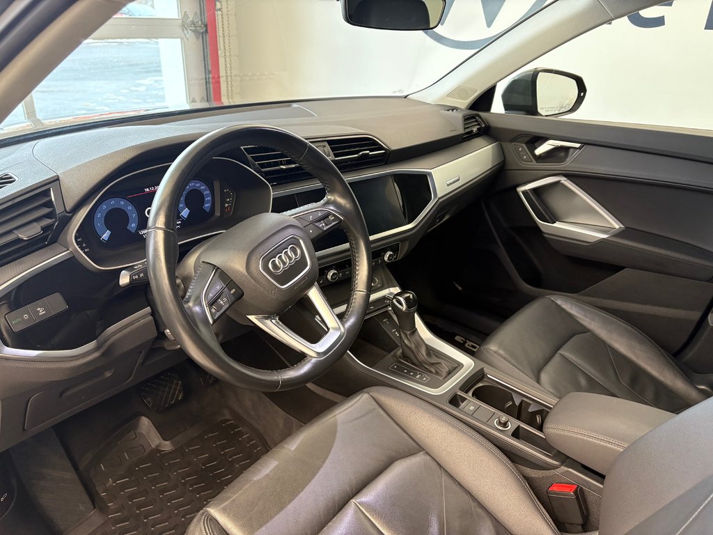 2020 Audi Q3 Komfort 45 QUATTRO in Boucherville, Quebec - 14 - w1024h768px