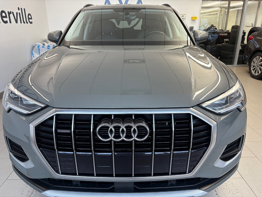 2020 Audi Q3 Komfort 45 QUATTRO in Boucherville, Quebec - 3 - w1024h768px