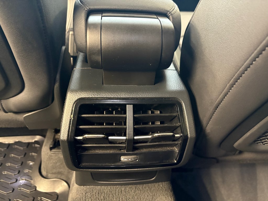 2020 Audi Q3 Komfort 45 QUATTRO in Boucherville, Quebec - 31 - w1024h768px