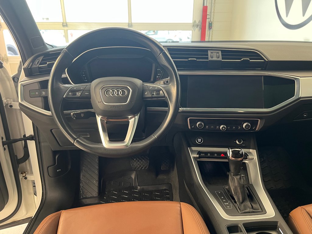 2021 Audi Q3 Komfort in Boucherville, Quebec - 2 - w1024h768px