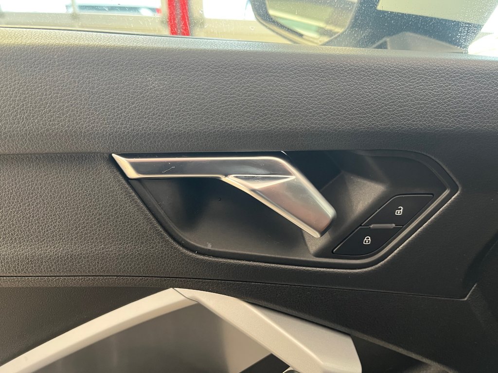 2021 Audi Q3 Komfort in Boucherville, Quebec - 13 - w1024h768px