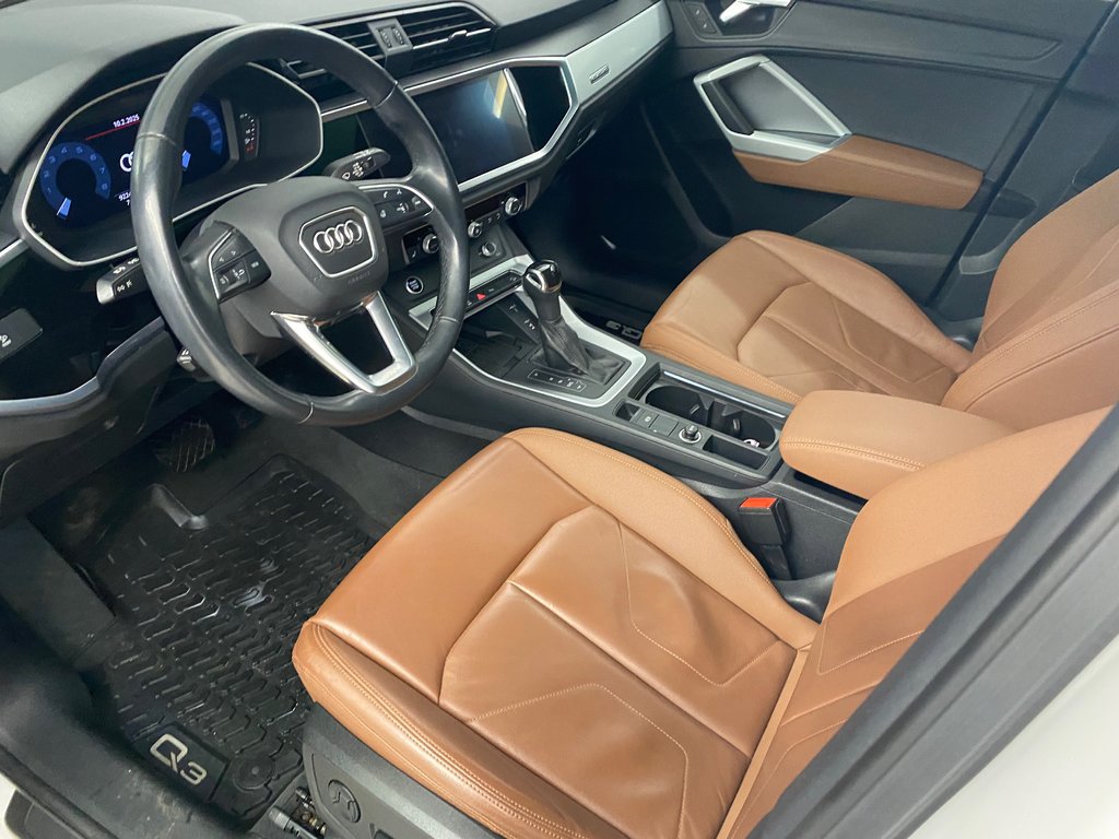 2021 Audi Q3 KOMFORT in Boucherville, Quebec - 19 - w1024h768px