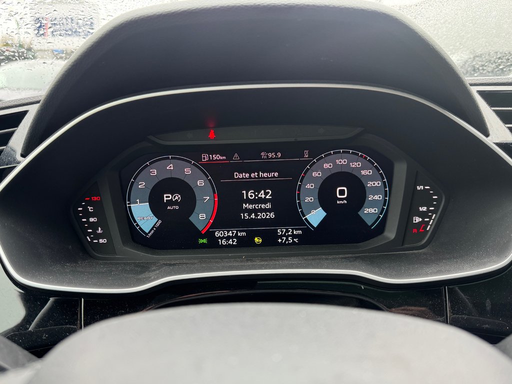 2022 Audi Q3 Komfort Toit Panoramique Bas Kilométrage in Terrebonne, Quebec - 16 - w1024h768px