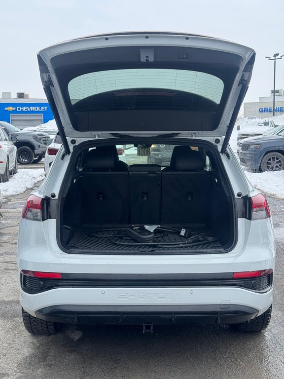 Audi Q4 e-tron Technik S Line Cuir Toit Ouvrant 2022 à Terrebonne, Québec - 8 - w1024h768px