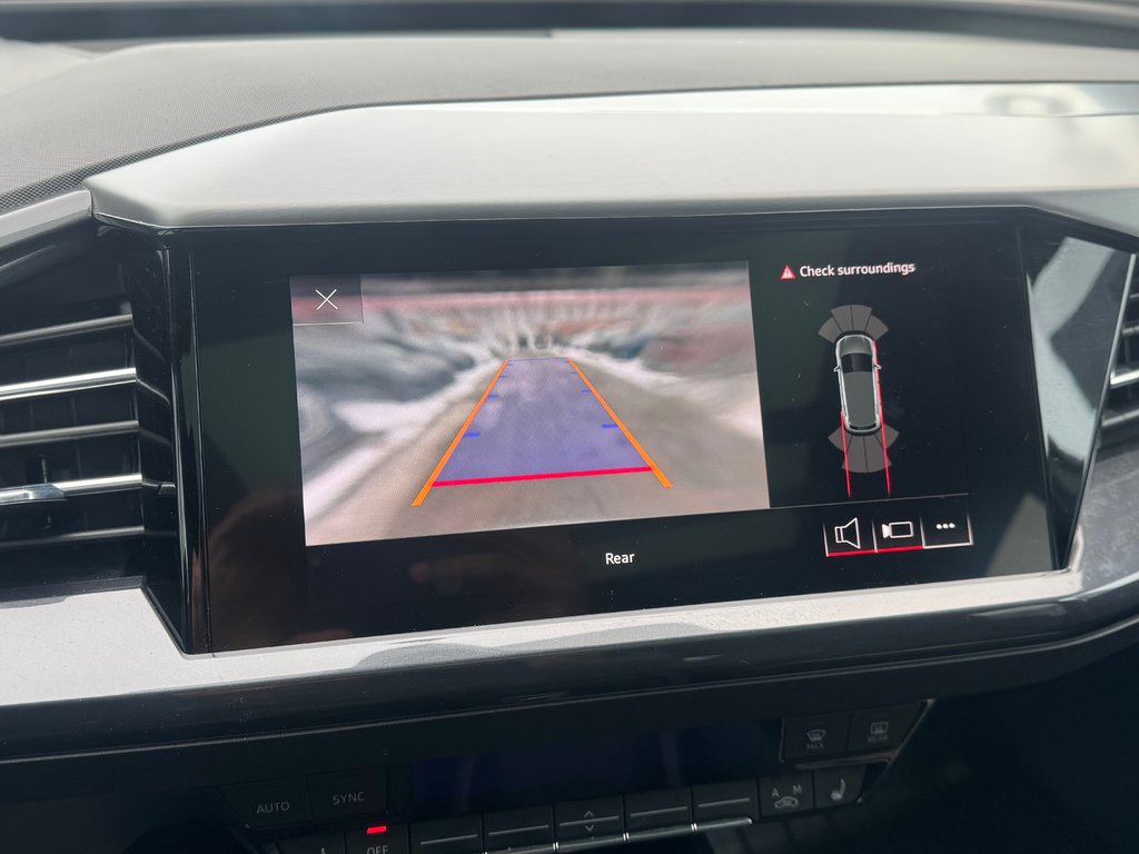 Audi Q4 e-tron Technik S Line Cuir Toit Ouvrant 2022 à Terrebonne, Québec - 19 - w1024h768px