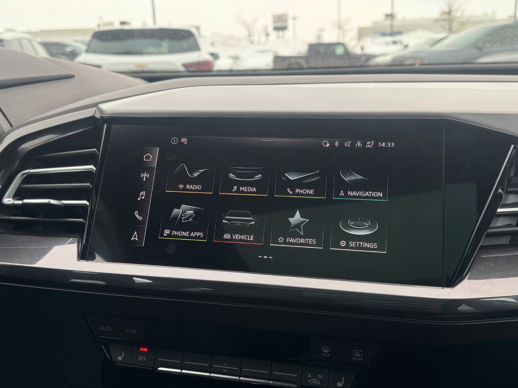 Audi Q4 e-tron Technik S Line Cuir Toit Ouvrant 2022 à Terrebonne, Québec - 21 - w1024h768px