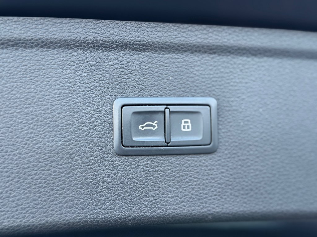 Audi Q5 Progressiv Cuir Toit Panoramique Bas Kilométrage 2018 à Terrebonne, Québec - 27 - w1024h768px