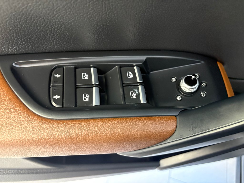 2019 Audi Q5 Progressiv in Boucherville, Quebec - 15 - w1024h768px