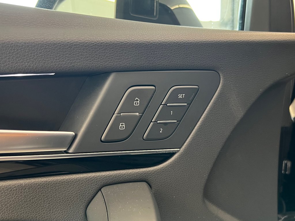 2023 Audi Q5 45 KOMFORT in Boucherville, Quebec - 12 - w1024h768px