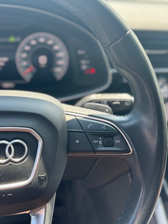 Audi Q7 Komfort S Line Cuir Toit Panoramique 2022 à Terrebonne, Québec - 15 - w1024h768px