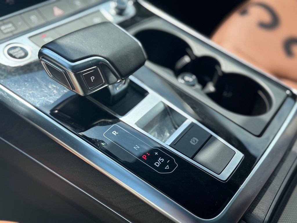 Audi Q7 Komfort S Line Cuir Toit Panoramique 2022 à Terrebonne, Québec - 21 - w1024h768px