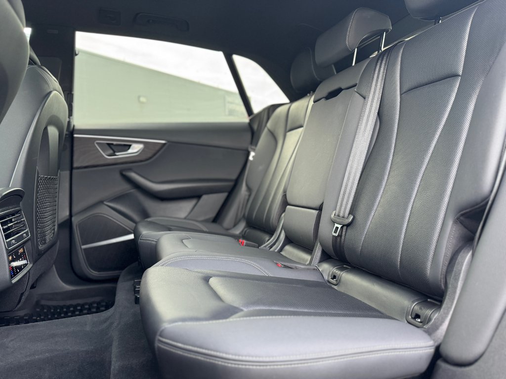 Audi Q8 Progressiv Toit Panoramique Cuir 2021 à Terrebonne, Québec - 25 - w1024h768px