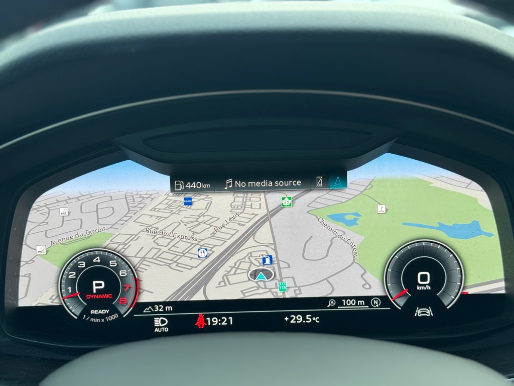Audi Q8 Progressiv Toit Panoramique Cuir 2021 à Terrebonne, Québec - 16 - w1024h768px