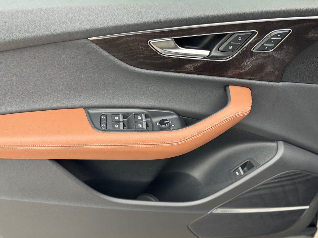 Audi Q8 Progressiv Cuir Toit Panoramique 2024 à Terrebonne, Québec - 8 - w1024h768px