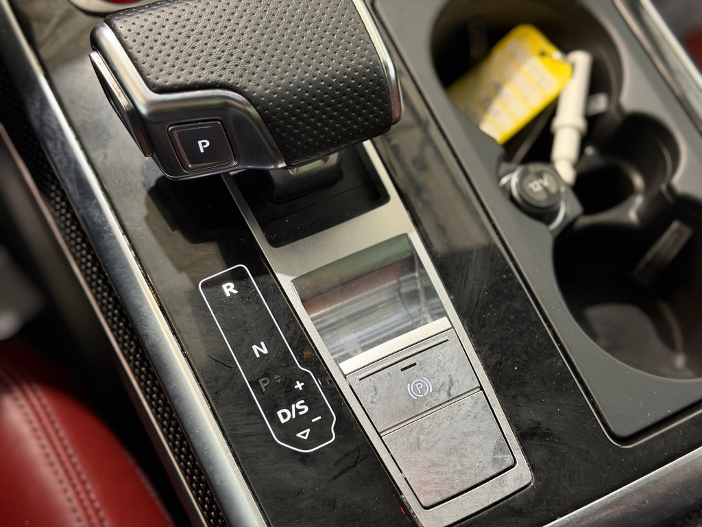 2022 Audi SQ8 Technik Black Optic Cuir Rouge in Terrebonne, Quebec - 22 - w1024h768px