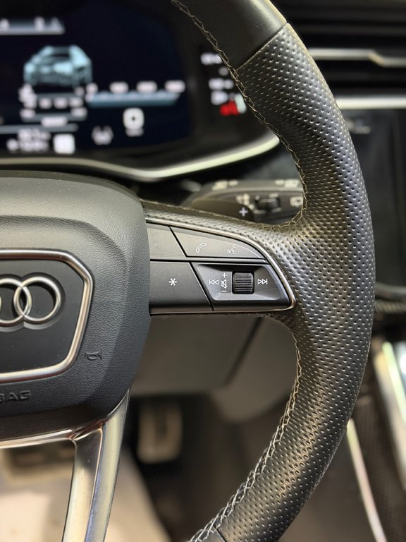 2022 Audi SQ8 Technik Black Optic Cuir Rouge in Terrebonne, Quebec - 16 - w1024h768px