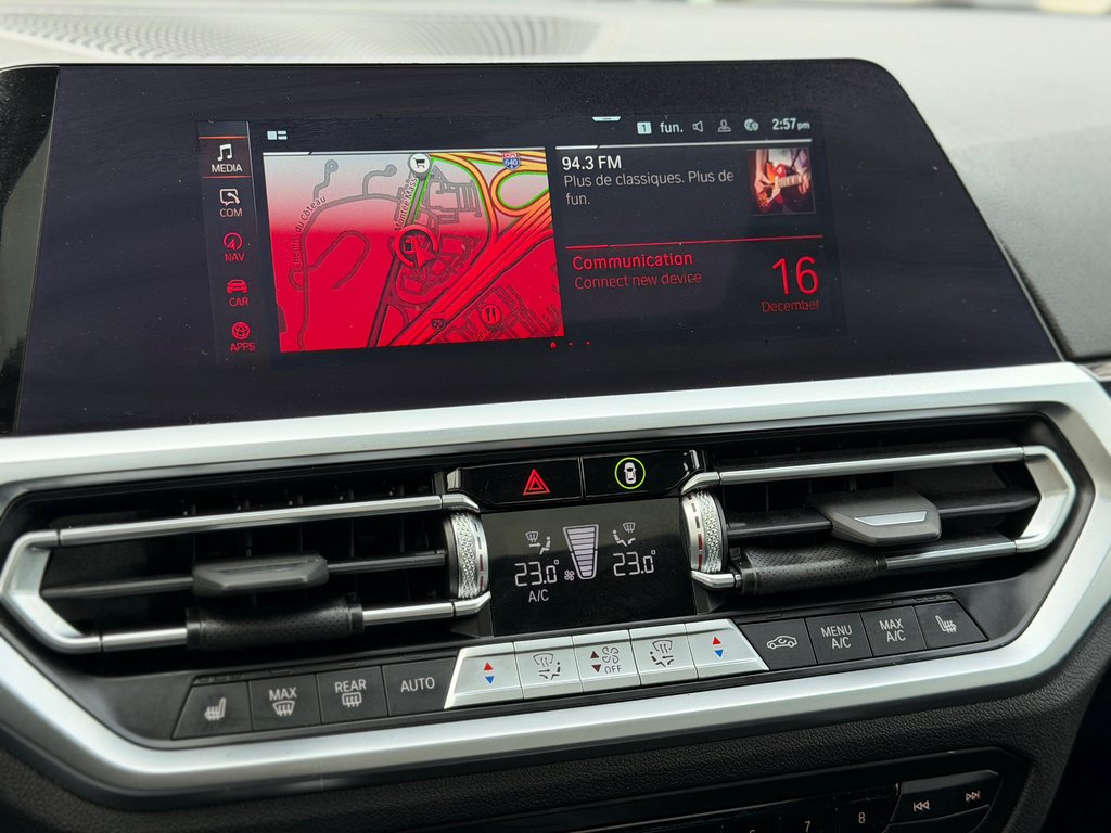 BMW 3 Series 330i xDrive Cuir Toit Ouvrant 2022 à Terrebonne, Québec - 17 - w1024h768px