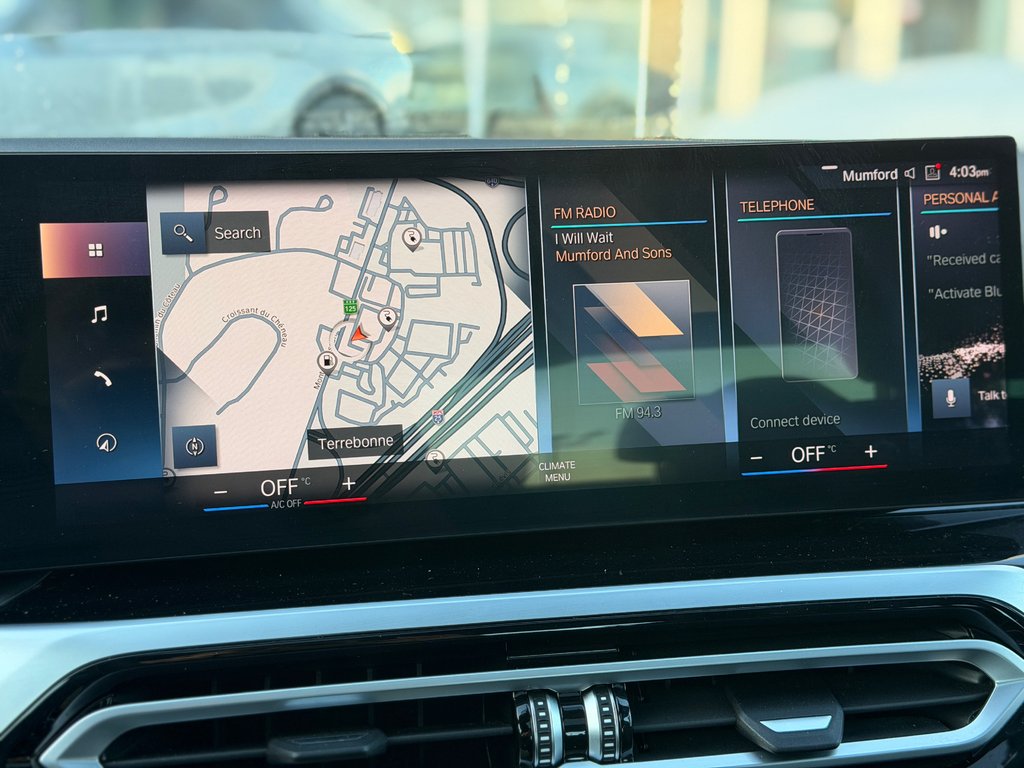 BMW 3 Series 330e xDrive Cuir Toit Ouvrant Bas Kilométrage 2023 à Terrebonne, Québec - 17 - w1024h768px