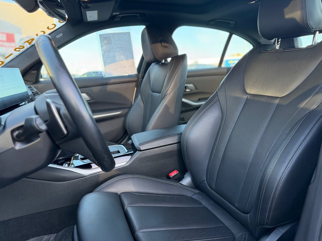 BMW 3 Series 330e xDrive Cuir Toit Ouvrant Bas Kilométrage 2023 à Terrebonne, Québec - 10 - w1024h768px