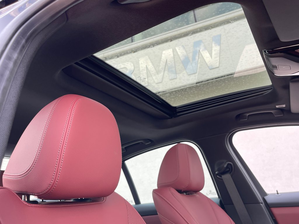 2025 BMW 330i xDrive Sedan in Terrebonne, Quebec - 8 - w1024h768px