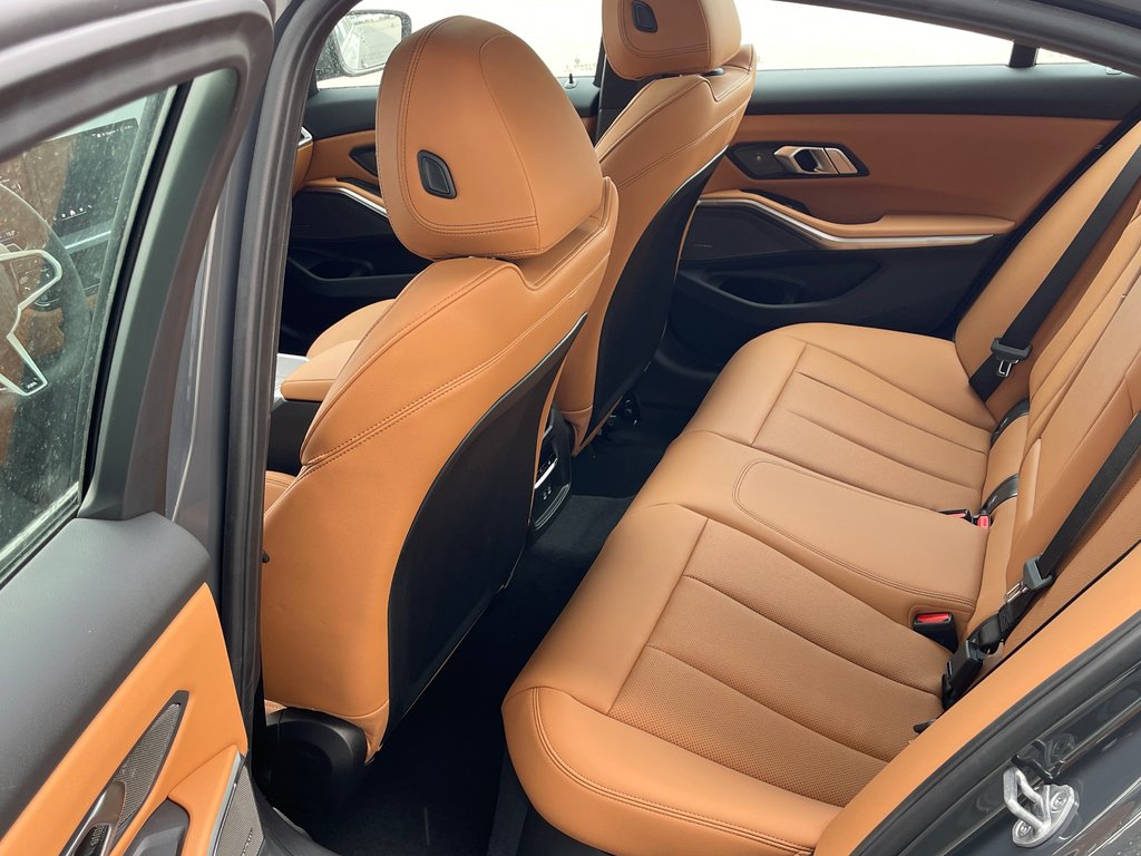 2025 BMW 330i xDrive Sedan in Terrebonne, Quebec - 11 - w1024h768px
