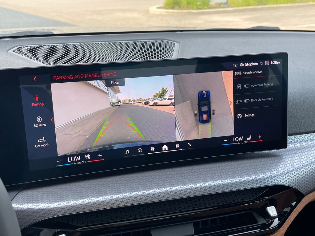 2025 BMW 330i xDrive Sedan in Terrebonne, Quebec - 18 - w1024h768px