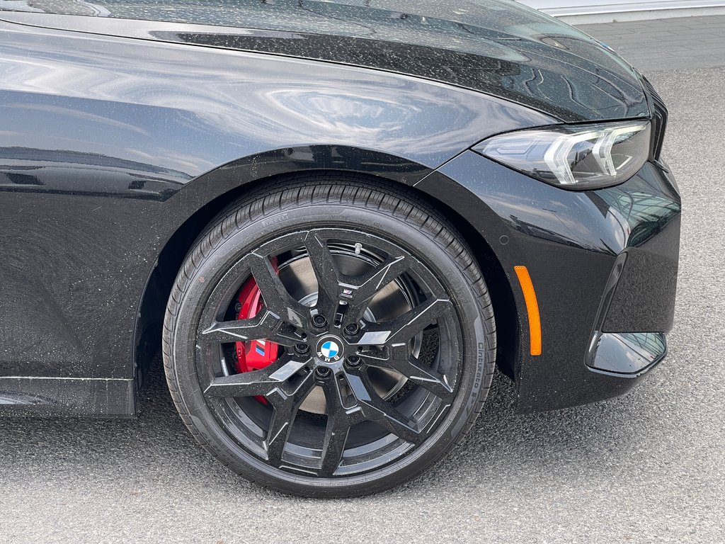 BMW 330i xDrive Sedan 2025 à Terrebonne, Québec - 7 - w1024h768px