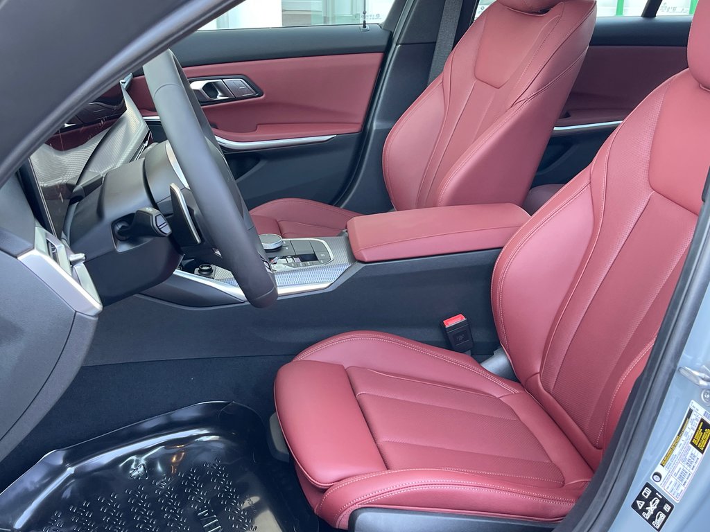 BMW 330i xDrive Sedan 2025 à Terrebonne, Québec - 10 - w1024h768px