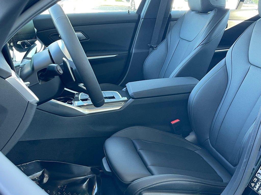 BMW 330i XDrive Sedan 2026 à Terrebonne, Québec - 10 - w1024h768px
