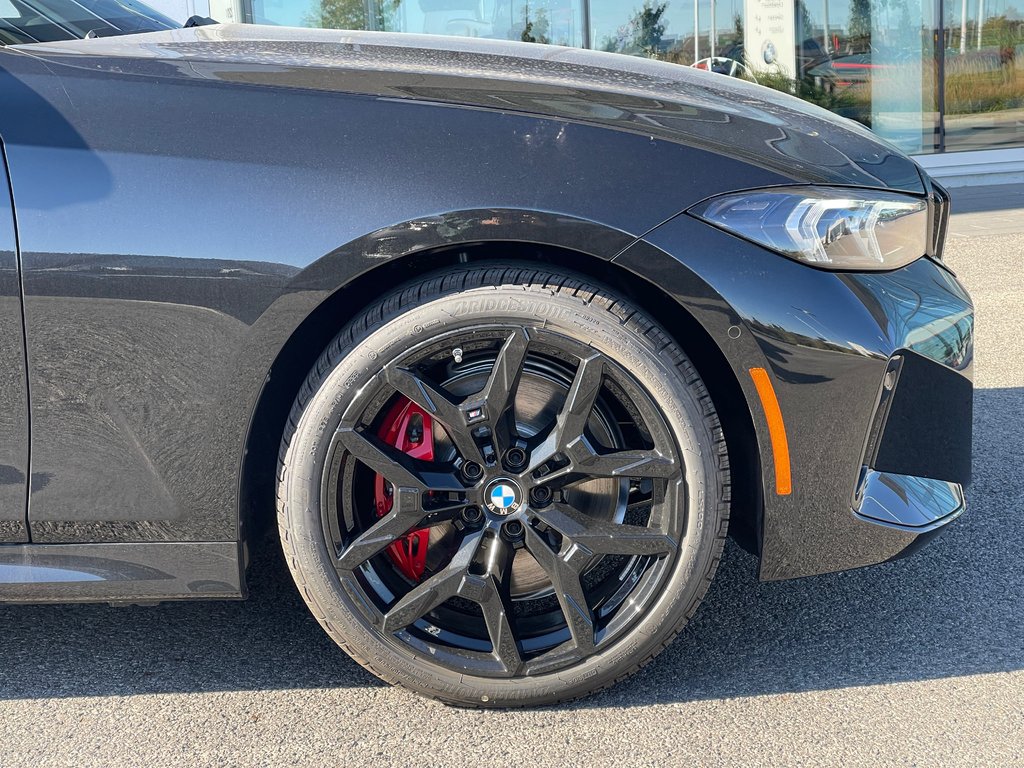 BMW 330i XDrive Sedan 2026 à Terrebonne, Québec - 6 - w1024h768px