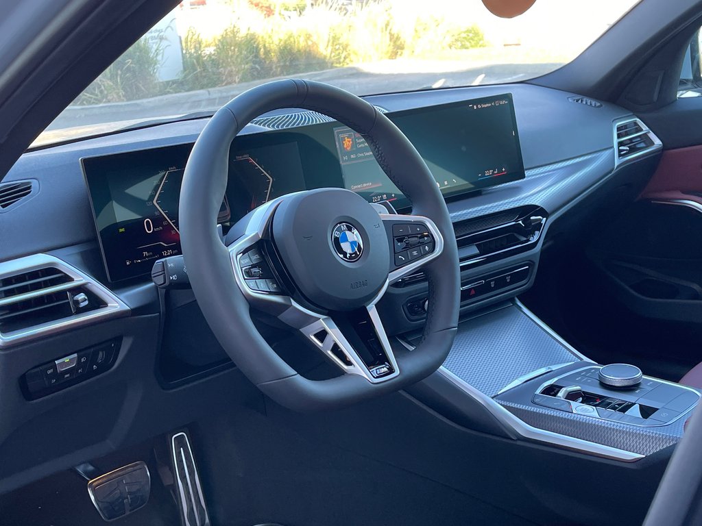 BMW 330i XDrive Sedan 2026 à Terrebonne, Québec - 9 - w1024h768px