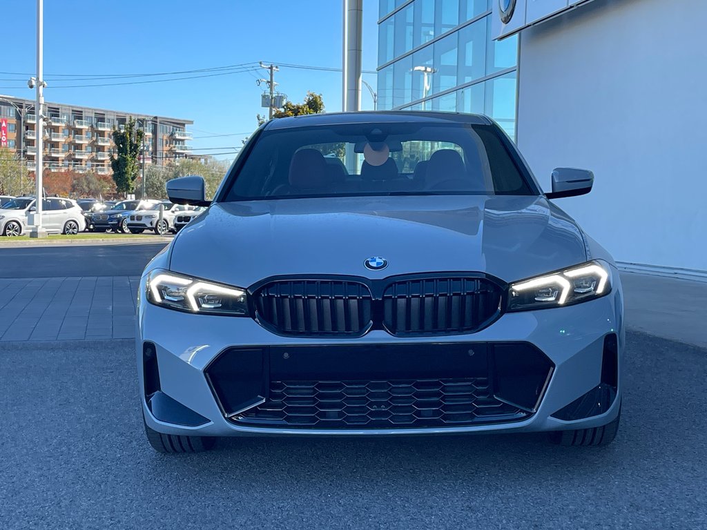 BMW 330i XDrive Sedan 2026 à Terrebonne, Québec - 2 - w1024h768px