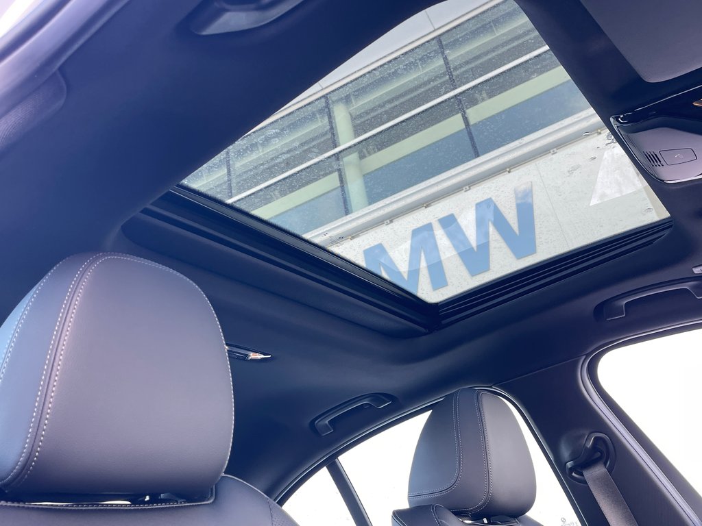 2026 BMW 330i xDrive M Sport Edition in Terrebonne, Quebec - 8 - w1024h768px