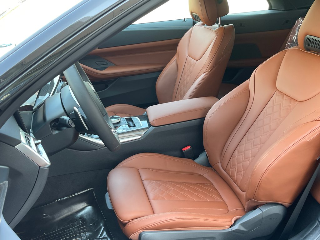 2026 BMW 430i XDrive Cabriolet in Terrebonne, Quebec - 10 - w1024h768px
