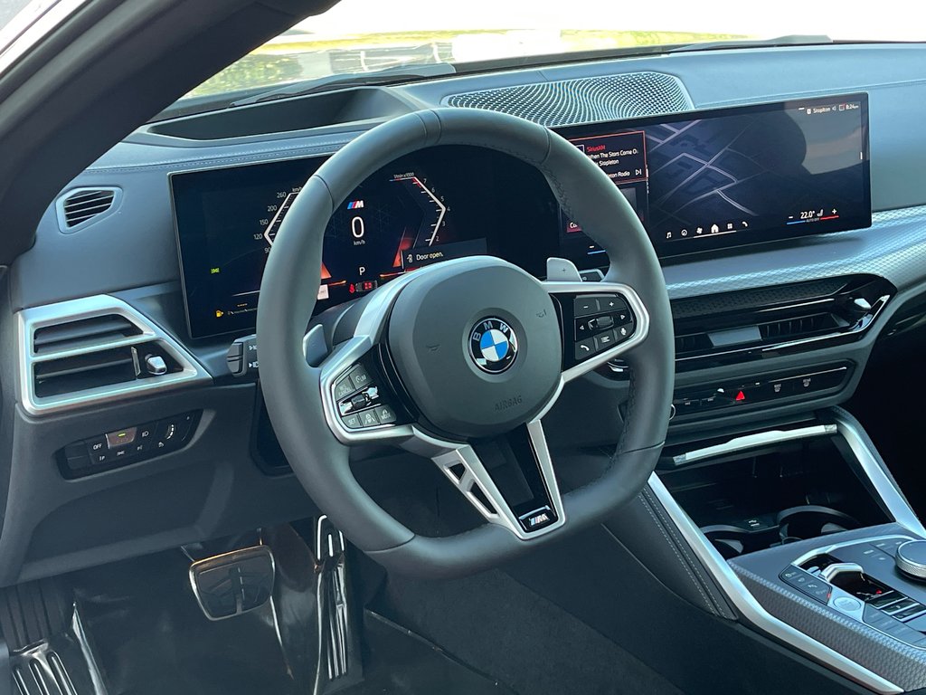 2026 BMW 430i XDrive Cabriolet in Terrebonne, Quebec - 12 - w1024h768px