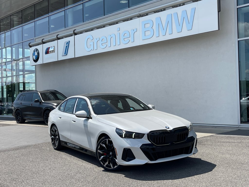 2024 BMW 530i xDrive Sedan, M Sport Package in Terrebonne, Quebec - 1 - w1024h768px