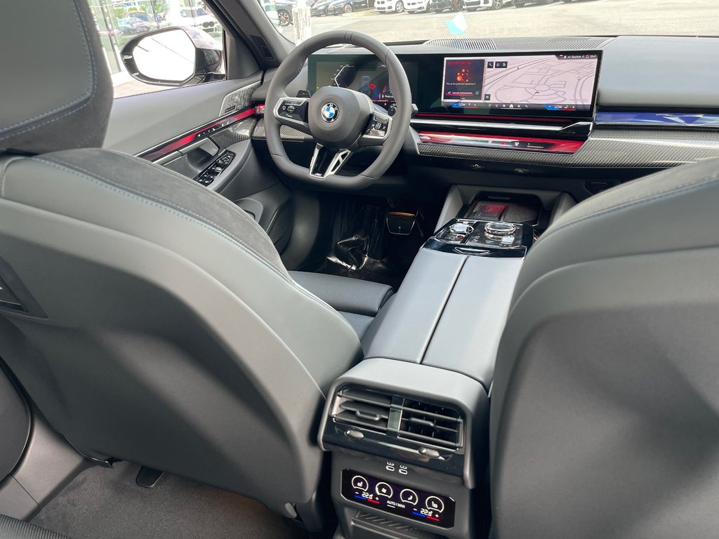 BMW 530I XDrive Sedan 2026 à Terrebonne, Québec - 12 - w1024h768px