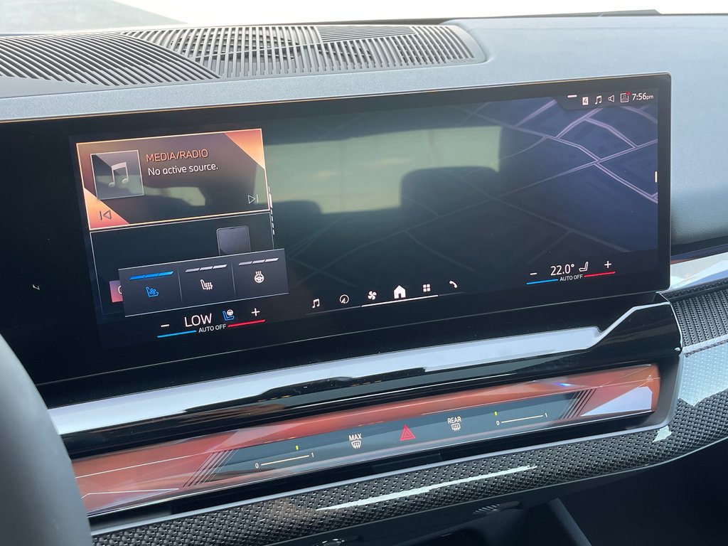 2026 BMW 550e XDrive in Terrebonne, Quebec - 17 - w1024h768px