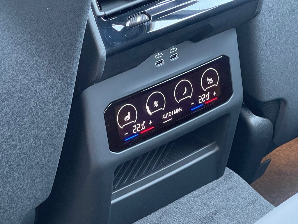 2026 BMW 550e XDrive in Terrebonne, Quebec - 11 - w1024h768px