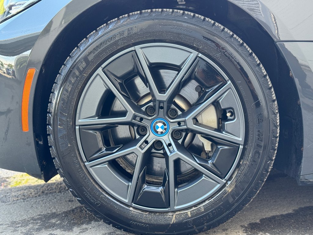 2023 BMW I4 EDrive35 Bas Kilométrage in Terrebonne, Quebec - 27 - w1024h768px