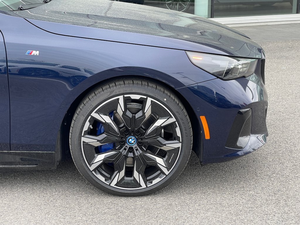 2024 BMW I5 M60 xDrive Sedan in Terrebonne, Quebec - 6 - w1024h768px