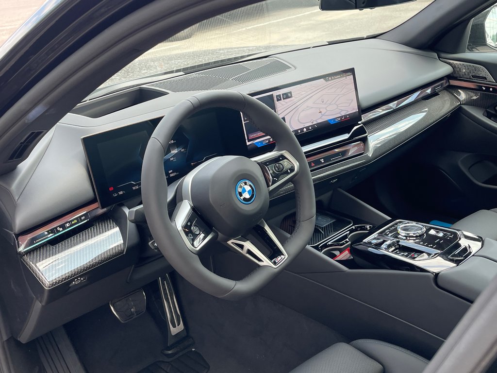 2026 BMW I5 XDrive40 Sedan in Terrebonne, Quebec - 9 - w1024h768px