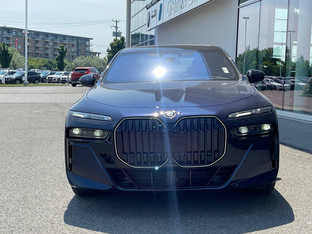 2024 BMW I7 XDrive60, Premium Package in Terrebonne, Quebec - 2 - w1024h768px