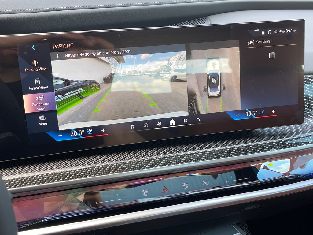 2025 BMW I7 XDrive60 Sedan in Terrebonne, Quebec - 18 - w1024h768px