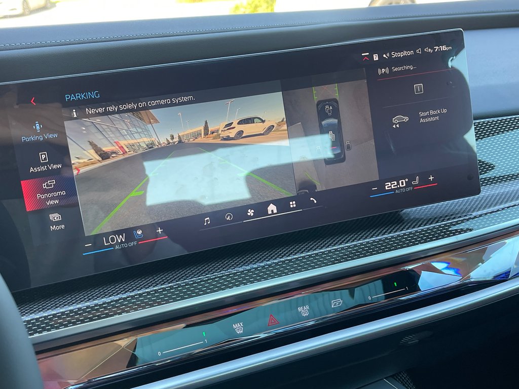 2026 BMW I7 M70 xDrive Sedan in Terrebonne, Quebec - 18 - w1024h768px