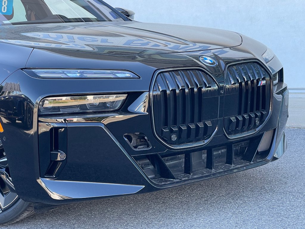 2026 BMW I7 M70 xDrive Sedan in Terrebonne, Quebec - 6 - w1024h768px